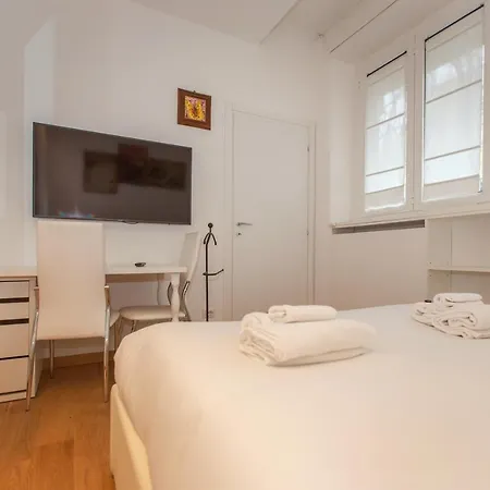 Lejlighed Porta Romana Comfy Studio *