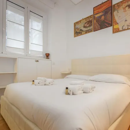Lejlighed Porta Romana Comfy Studio